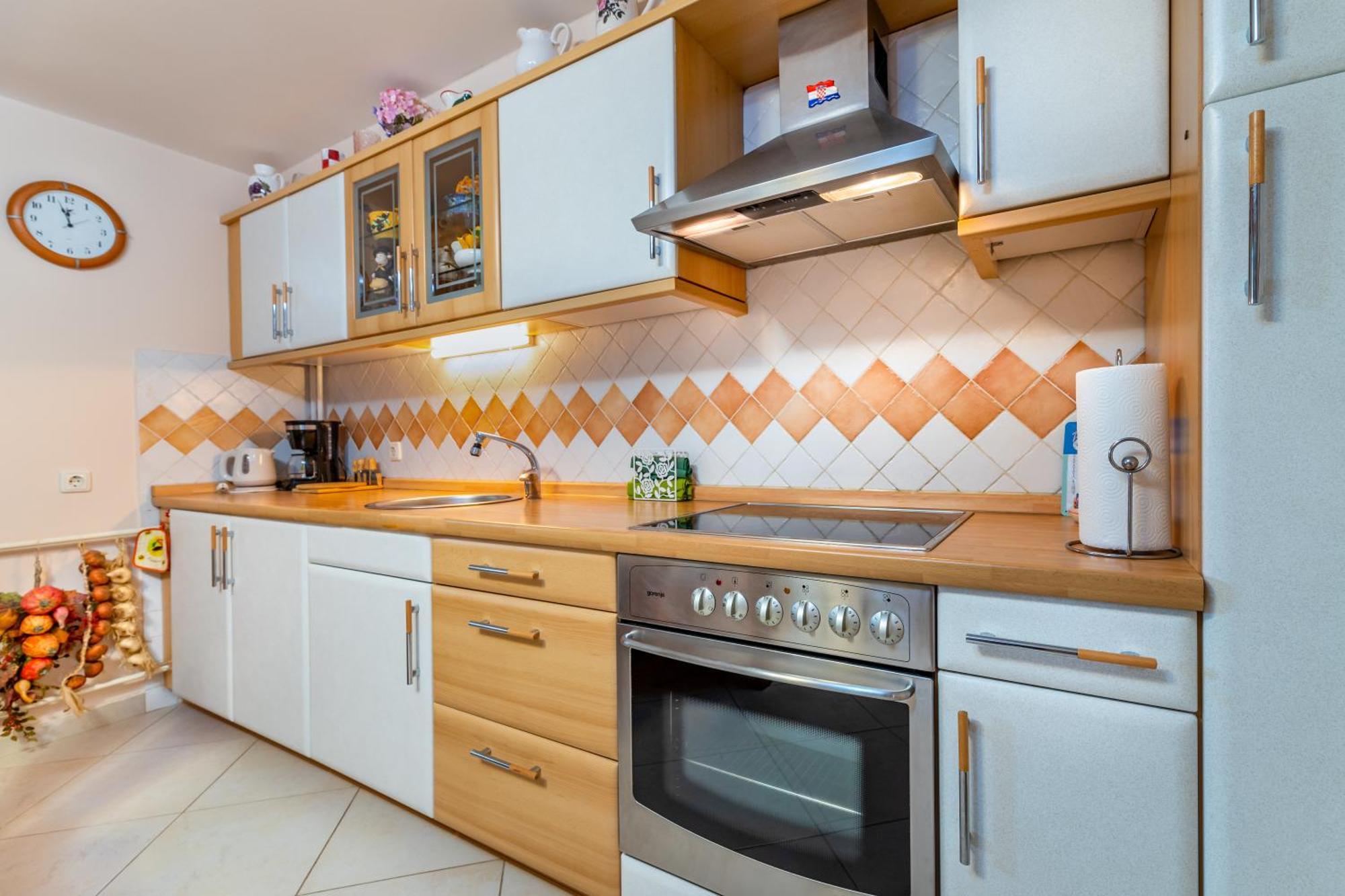 Apartments Nadica Башка Екстер'єр фото