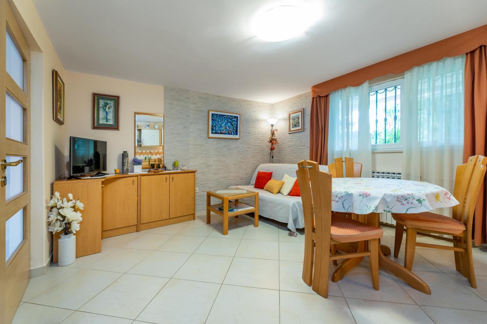Apartments Nadica Башка Екстер'єр фото