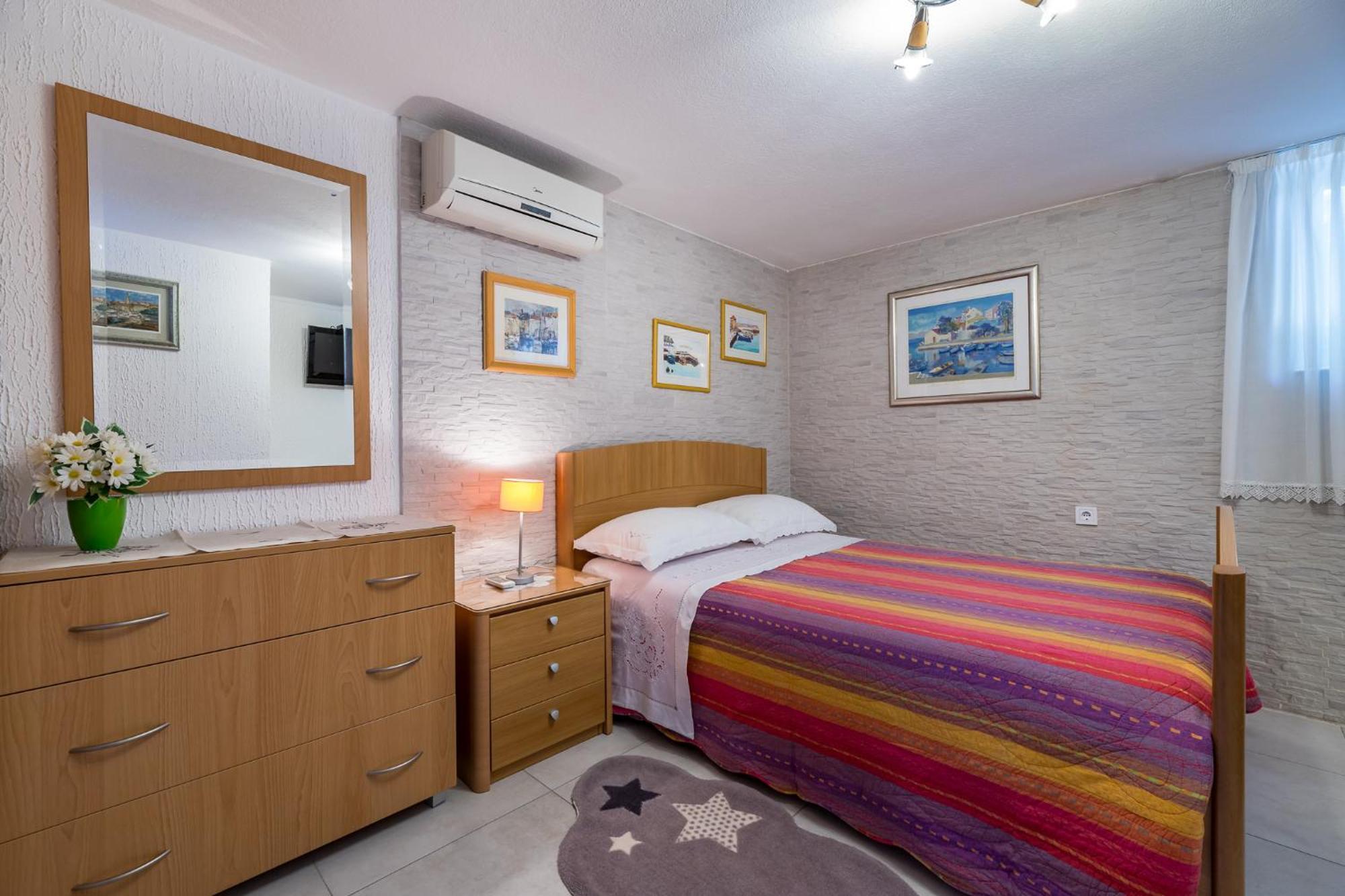 Apartments Nadica Башка Екстер'єр фото